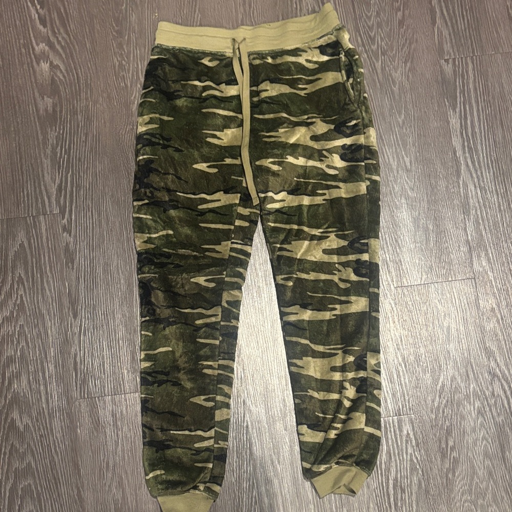 Cold Crush Men's Green Camouflage Joggers